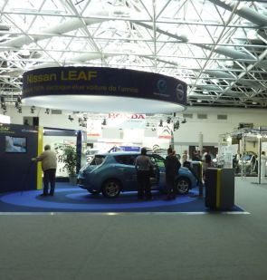 stand  Nissan Leaf au Salon EVER 2011